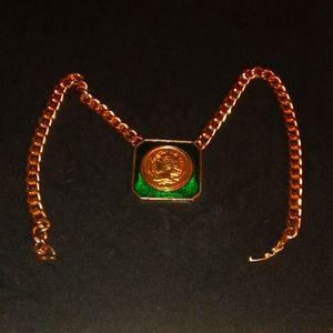 Vintage Unsigned Enamel and Goldtone Necklace. Great Condition